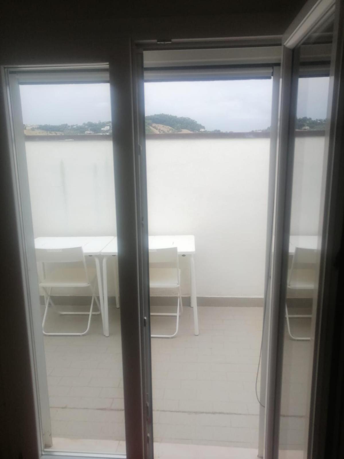 Апартаменты Un Nido Sul Mare Монтесильвано Экстерьер фото